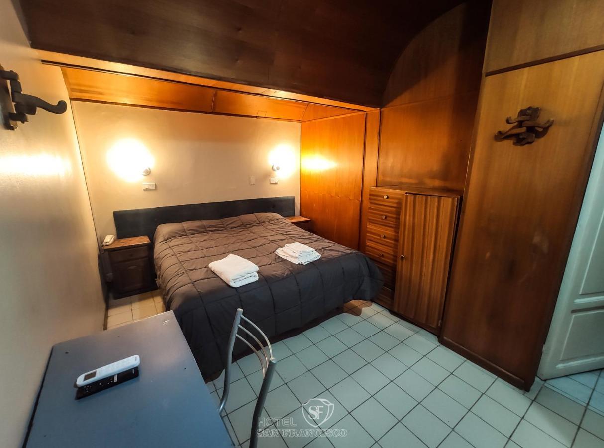 Hotel San Francisco サンフアン エクステリア 写真